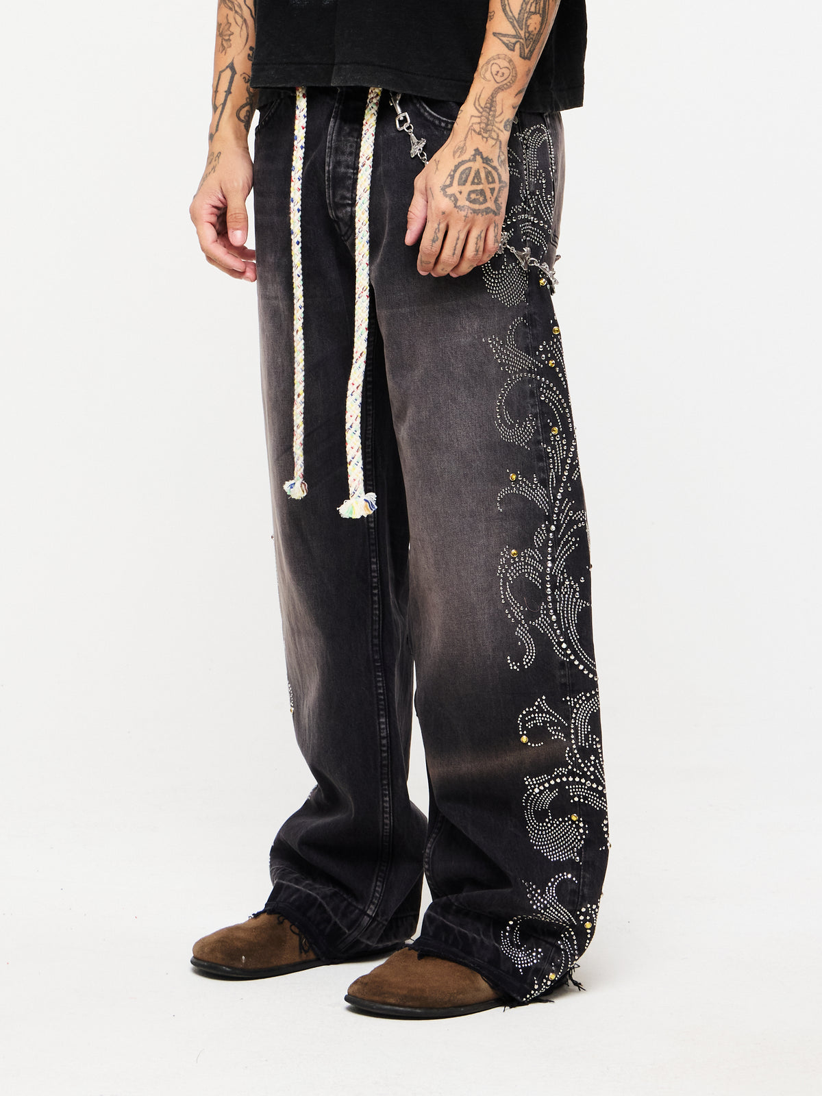 DENIM JEANS WITH CHAIN - BLACK