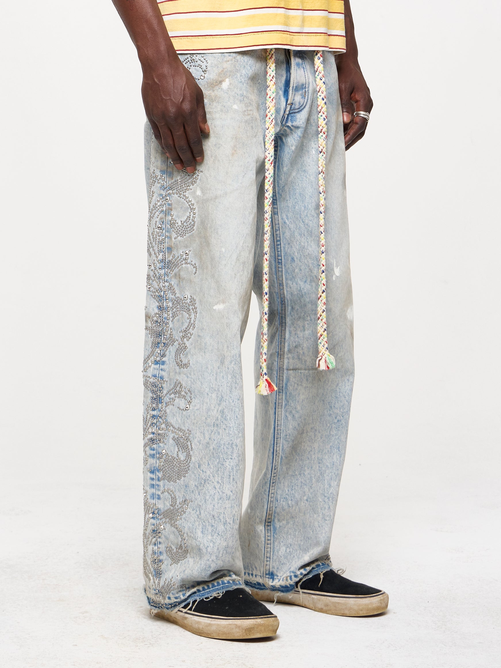STUDDED WIDE LEG DENIM JEANS - SAND WASH